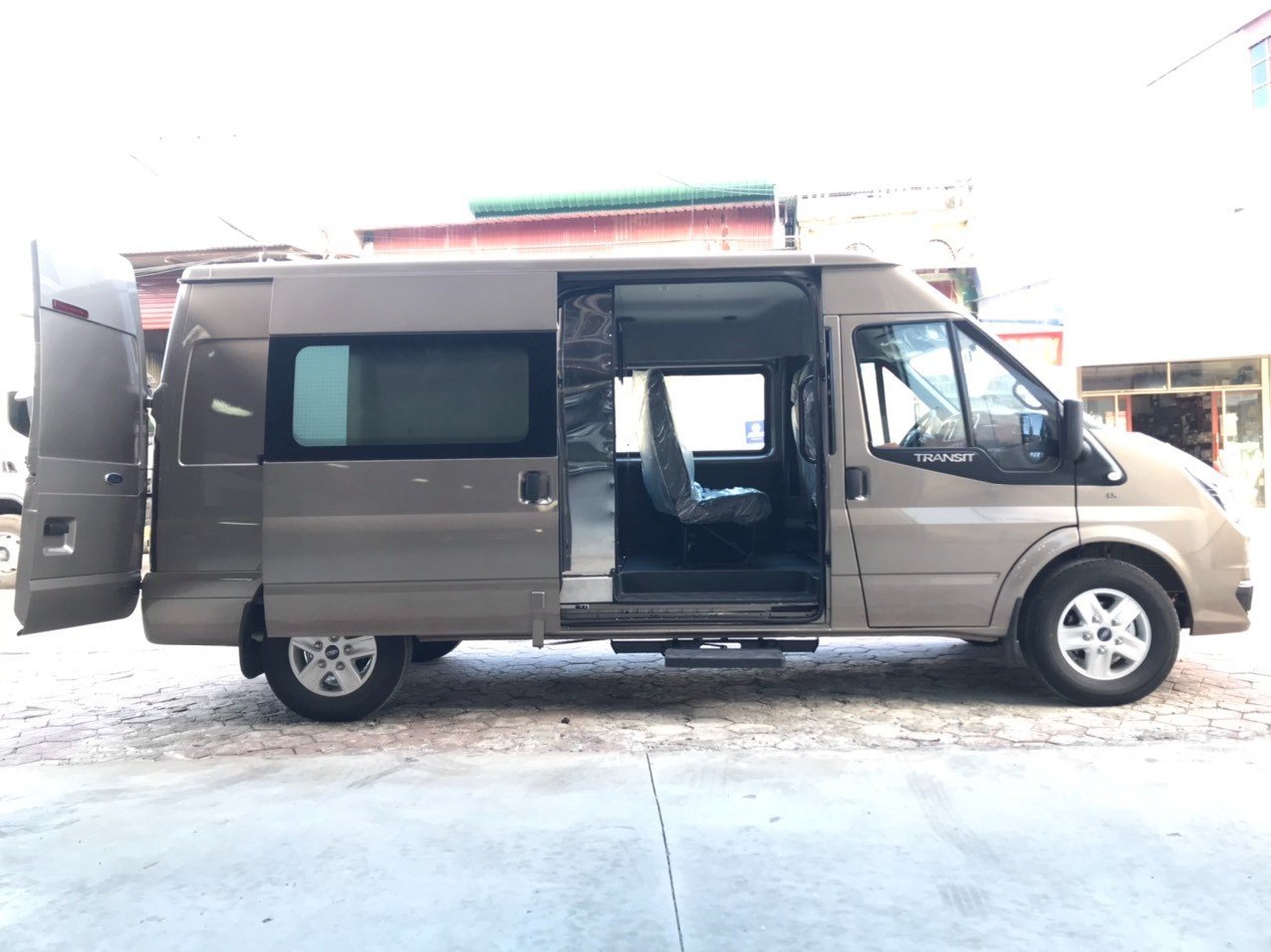 Transit Tải Van